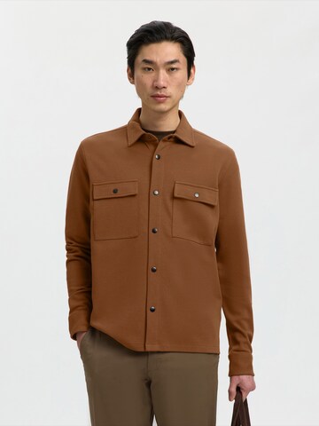 SELECTED Regular Fit Sweatjacke in Braun: Vorderseite