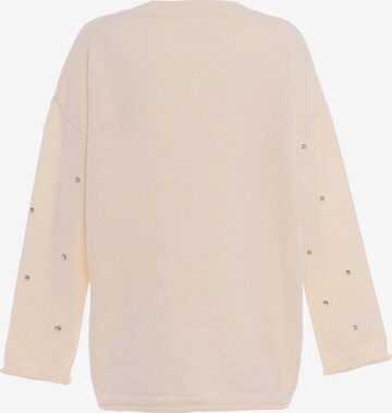 faina Sweater in White