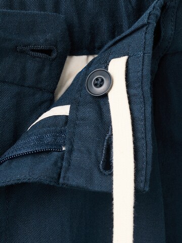 MANGO MAN Regular Hose 'ROMELINO' in Blau