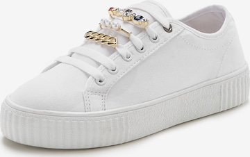 LASCANA - Zapatillas deportivas bajas en blanco: frente