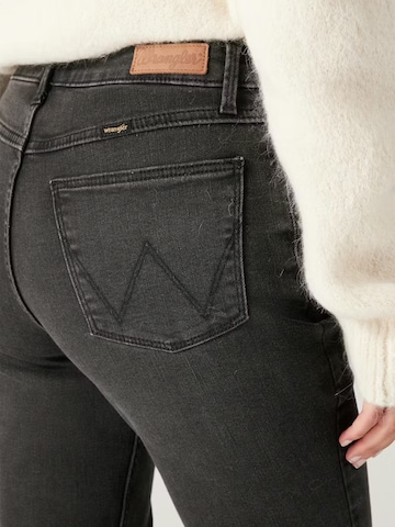 WRANGLER - Acampanado Vaquero 'FIERCE FLARE CONSTELLATION' en negro