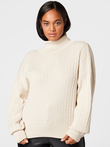 Guido Maria Kretschmer Curvy Sweater 'Thea' in White: front