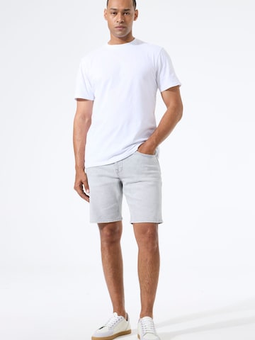 Regular Jean GARCIA en gris