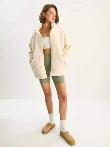 Cappotto invernale 'Puffer- und Daunenmäntel' di Bianco Lucci in beige