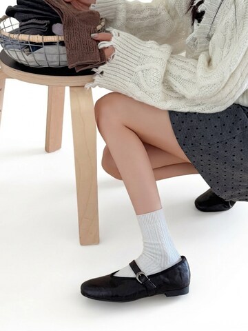 Millo Socks 'Cosy Twist' in White