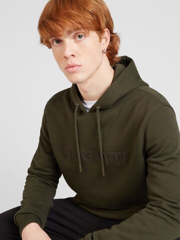 bugatti Sweatshirt in Grün