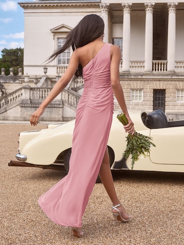 Rochie de seară de la Lipsy pe roz