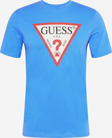 Tricou de la GUESS pe albastru: față