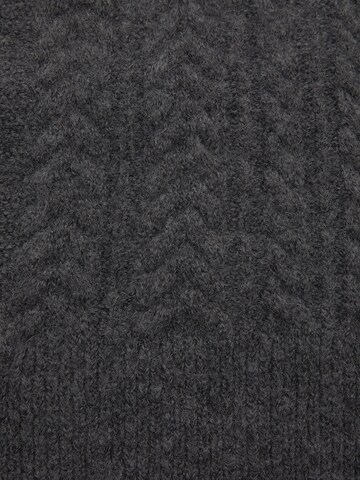 Pull&Bear Mössa i grå