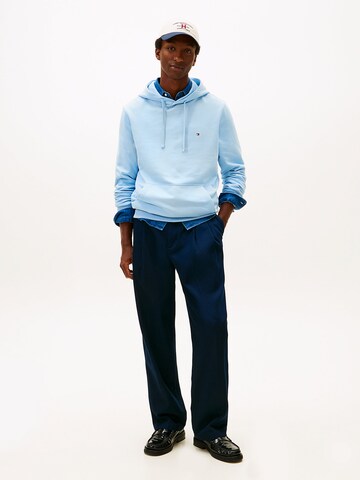 TOMMY HILFIGER Sweatshirt in Blau