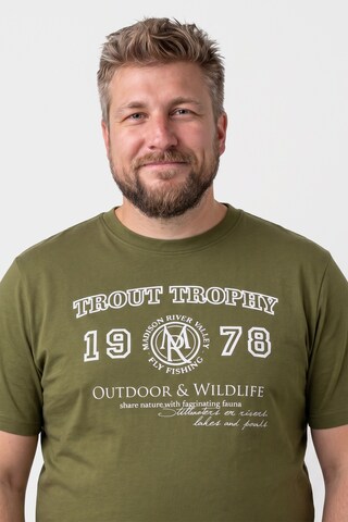Men Plus Shirt in Green
