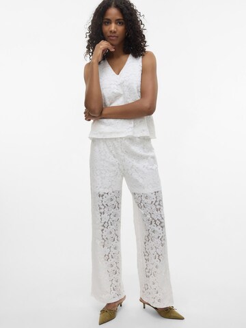 VERO MODA Loosefit Broek 'VMHoney' in Wit
