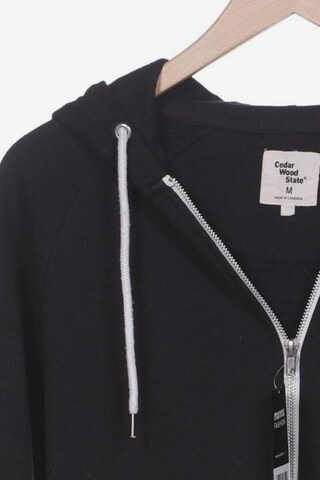 Cedar Wood State Sweatshirt & Zip-Up Hoodie in M in Black