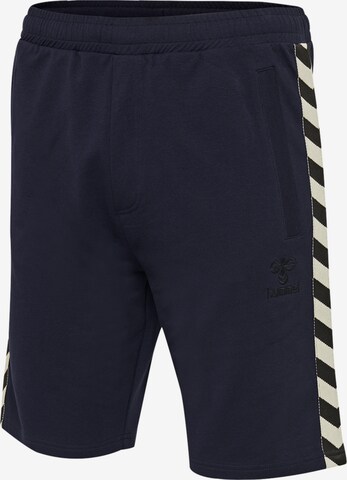 Hummel Regular Workout Pants in Blue: front