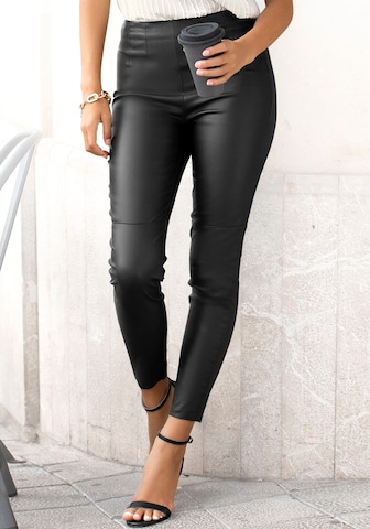 LASCANA - Skinny Leggings em preto