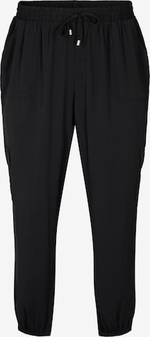 Pantalon cargo 'CAJOY' Zizzi en noir : devant