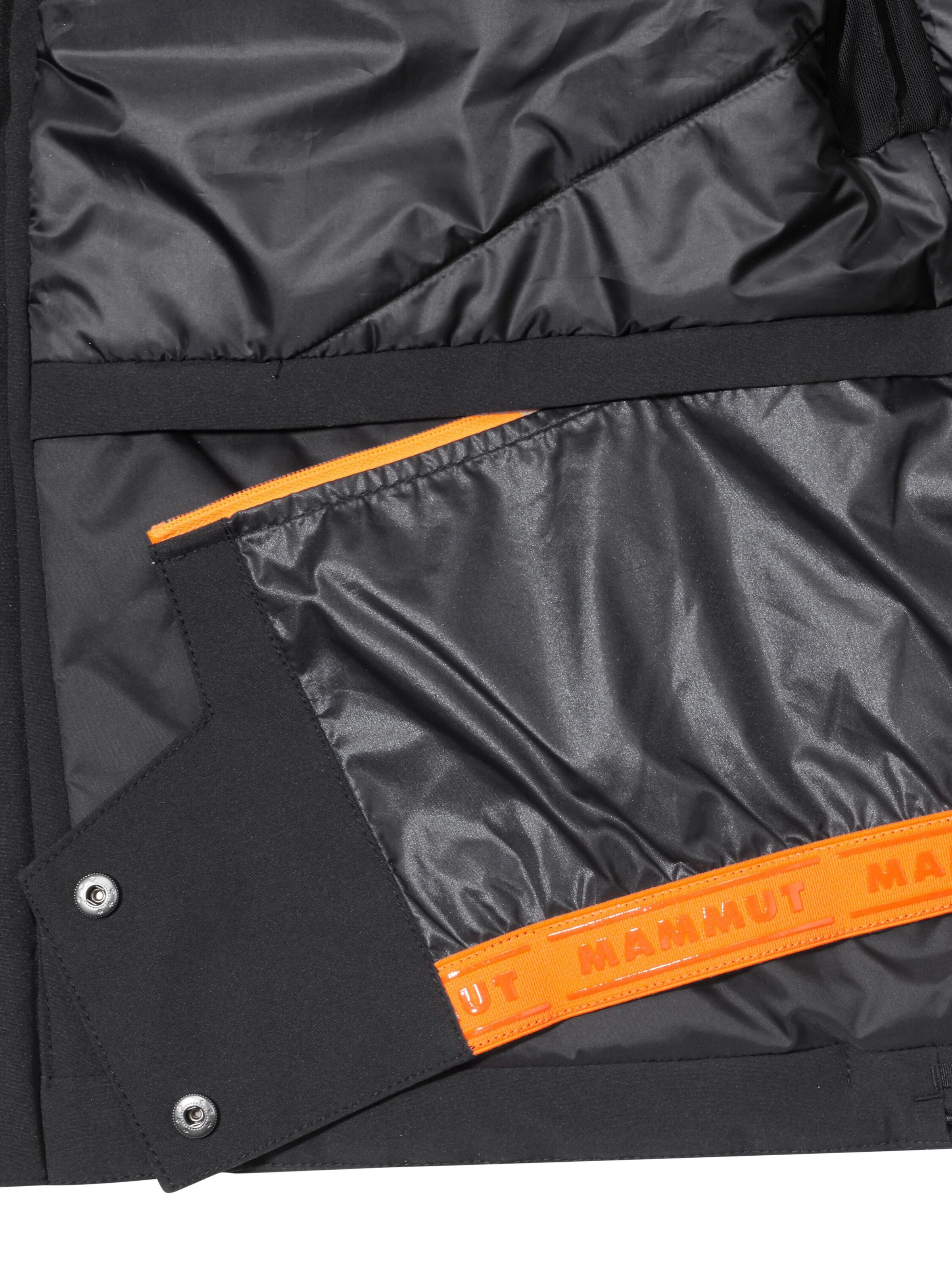 MAMMUT Outdoor jacket in Black