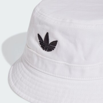 ADIDAS ORIGINALS Шляпа 'Adicolor Trefoil' в Белый
