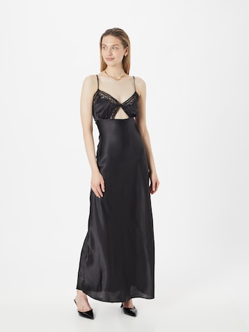 Robe Nasty Gal en noir : devant