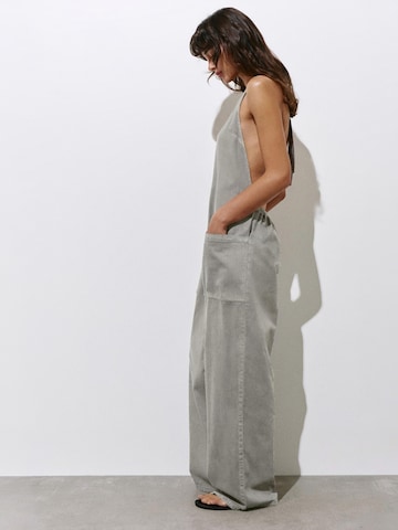 Pull&Bear Jumpsuit in Grau