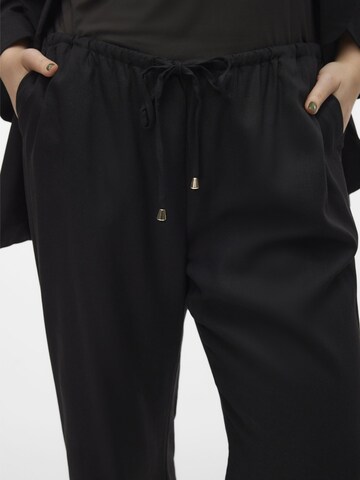 Loosefit Pantalon 'DINNA' Vero Moda Curve en noir