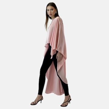 Mantellina di Elara in rosa