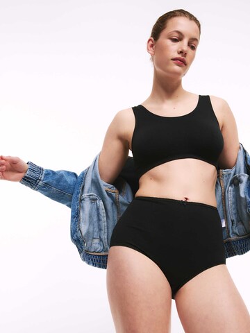 Marks & Spencer Boyshorts in Black