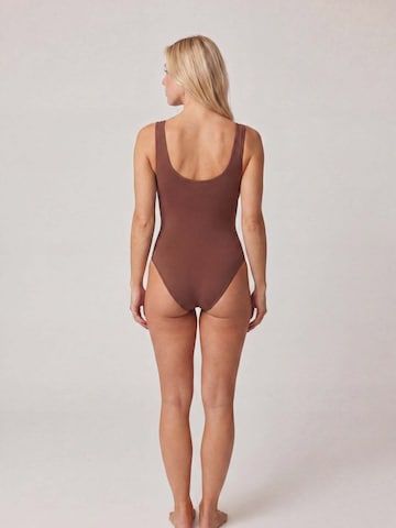 SNOCKS Shapingbody in Bruin