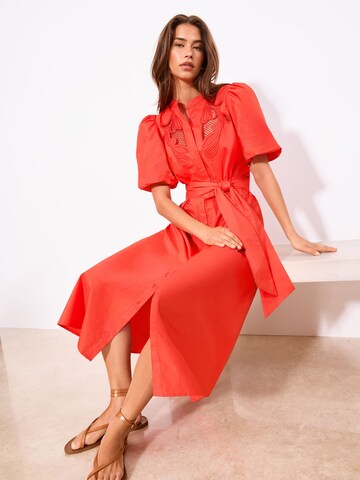 Lipsy - Vestidos camiseiros em vermelho