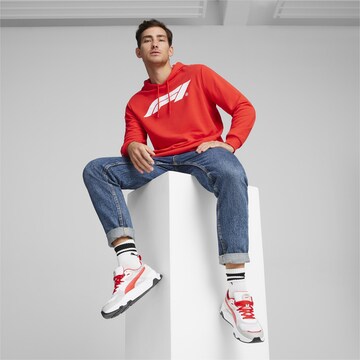 PUMA Sportsweatshirt 'F1® ESS' in Rood