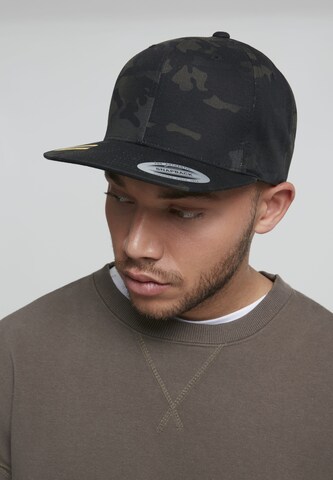 Flexfit Cap in Schwarz