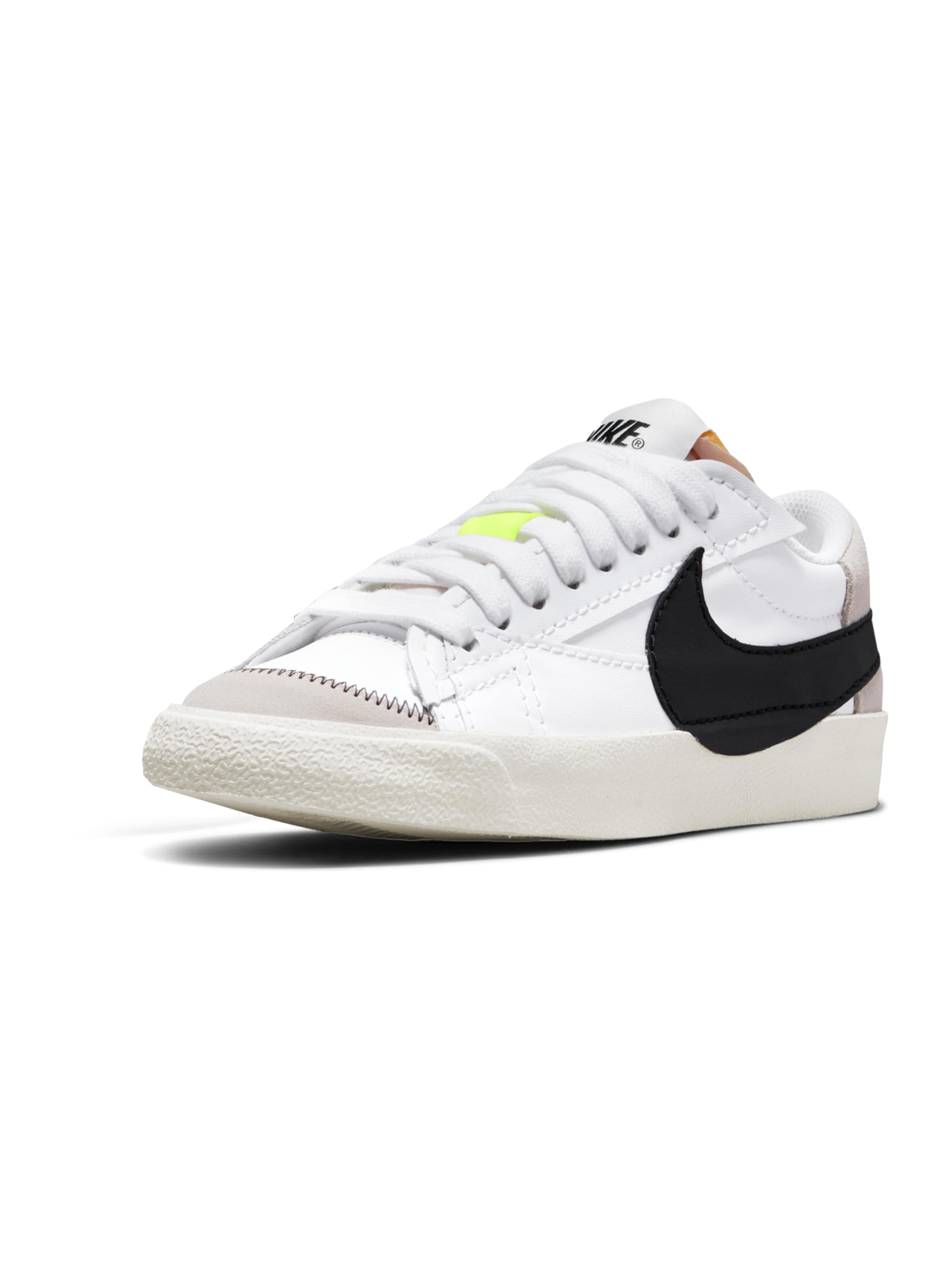 Sneaker bassa 'BLAZER 77 JUMBO' di Nike Sportswear in bianco: frontale