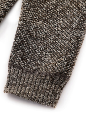 ALLTHEMEN Knit Cardigan in Brown