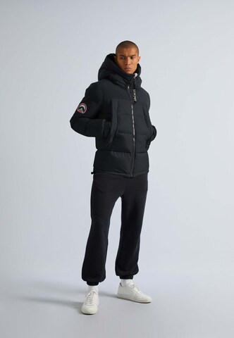 JACK1T Performance Jacket in Black