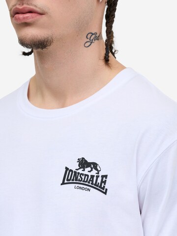 LONSDALE Тениска 'Warlingham' в бяло