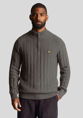 Lyle & Scott Sweater in Grey: front