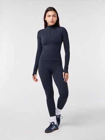YO-GAYA Sports top 'Quarter Zip Long Sleeve Top' in Blue