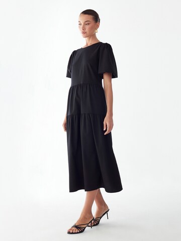 St MRLO Šaty 'Sitia' – černá