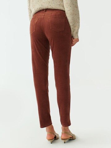 TATUUM Slim fit Trousers 'ZORIA' in Brown