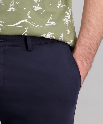 Pioneer Authentic Jeans Regular Chino Pants in Blue