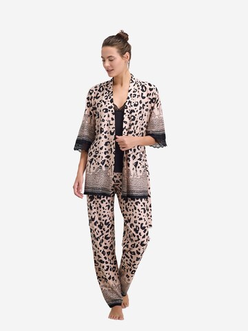 Goldenbay Pyjama 'Bergenia' in Beige: Vorderseite