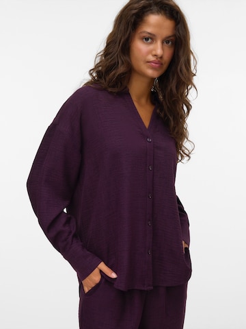 Camicia da donna 'VMMELANEY QUEENY' di VERO MODA in rosso: frontale
