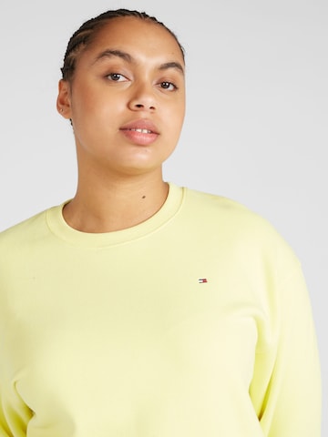 Sweat-shirt Tommy Hilfiger Curve en jaune