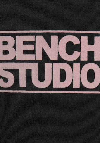 BENCH Regular Workout Pants in Black