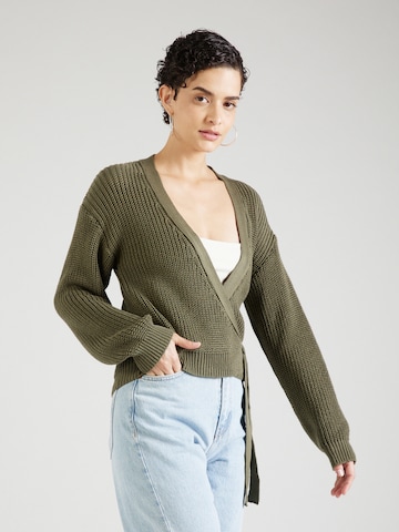 ABOUT YOU Sweater 'Selina' in Green: front