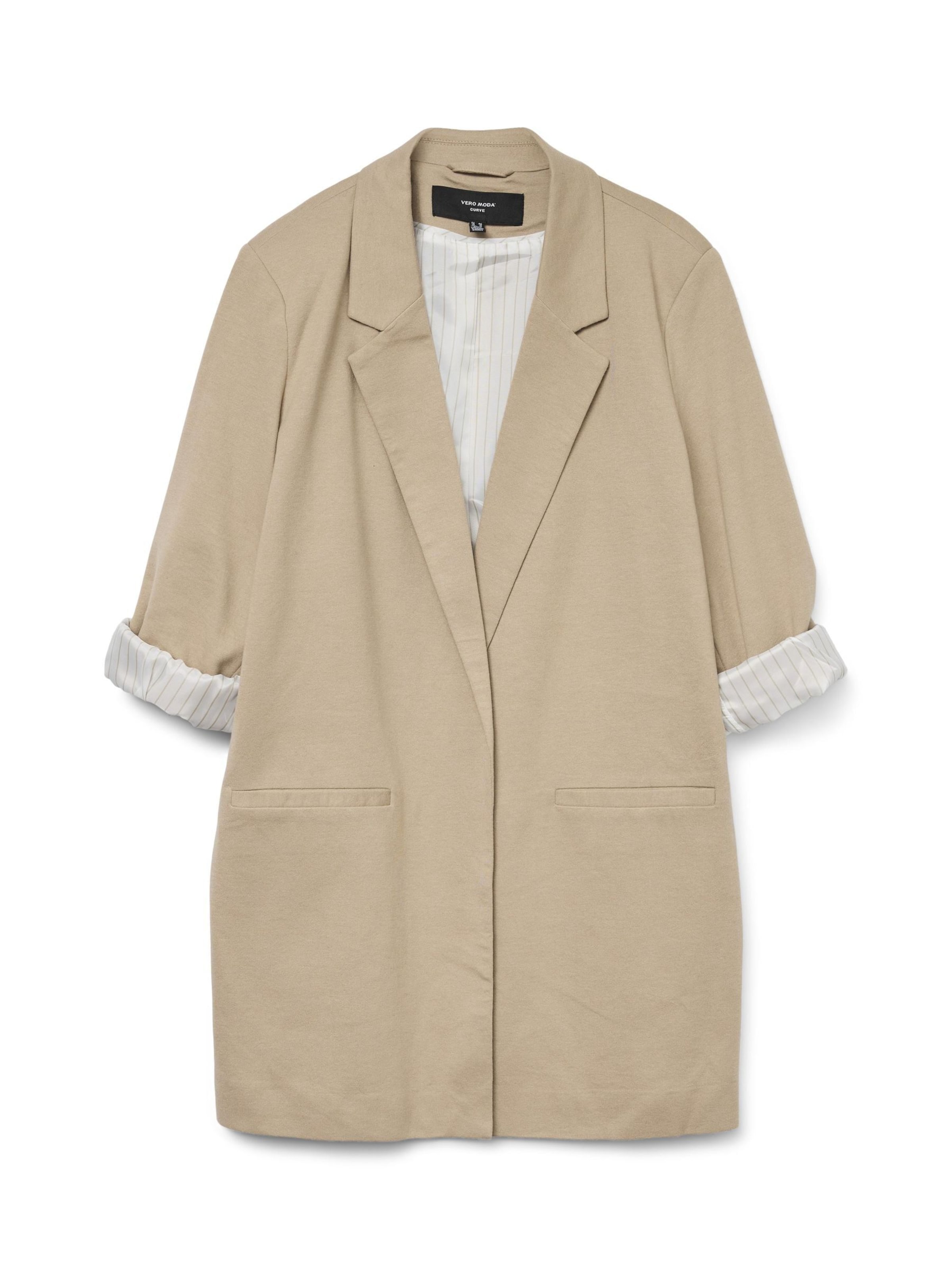 Blazer 'CHARUKI ' Vero Moda Curve en marron : devant