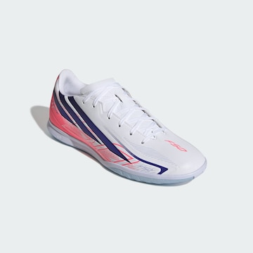 Chaussure de foot 'F50 Hyperfast Club' ADIDAS PERFORMANCE en blanc