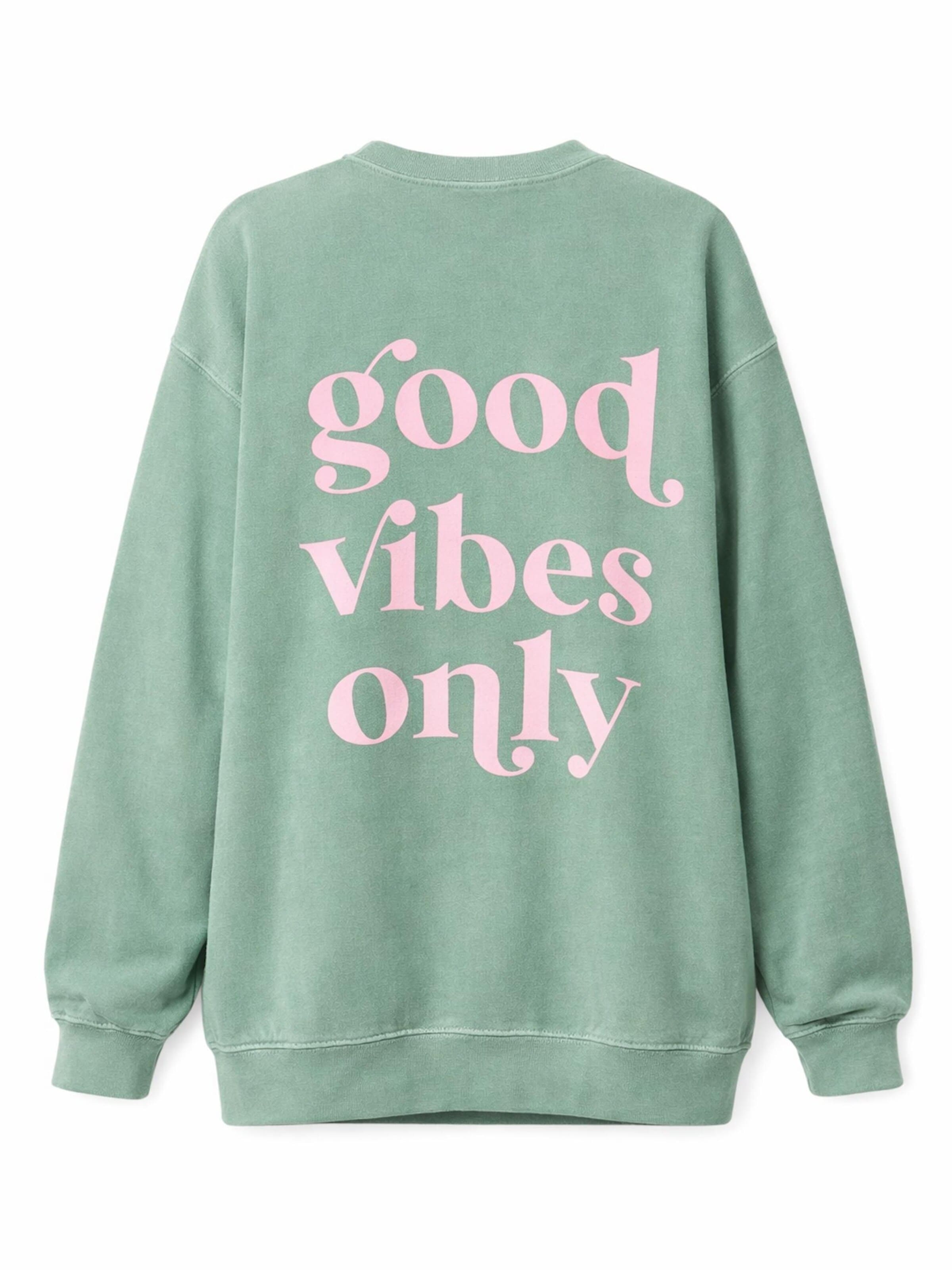 Worldclassca Sweatshirt in Green: front