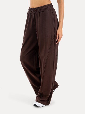 Smilodox Loosefit Broek in Bruin