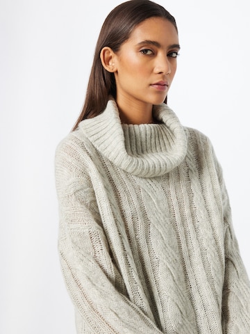 Thought Pullover  'Lailia' in Grau